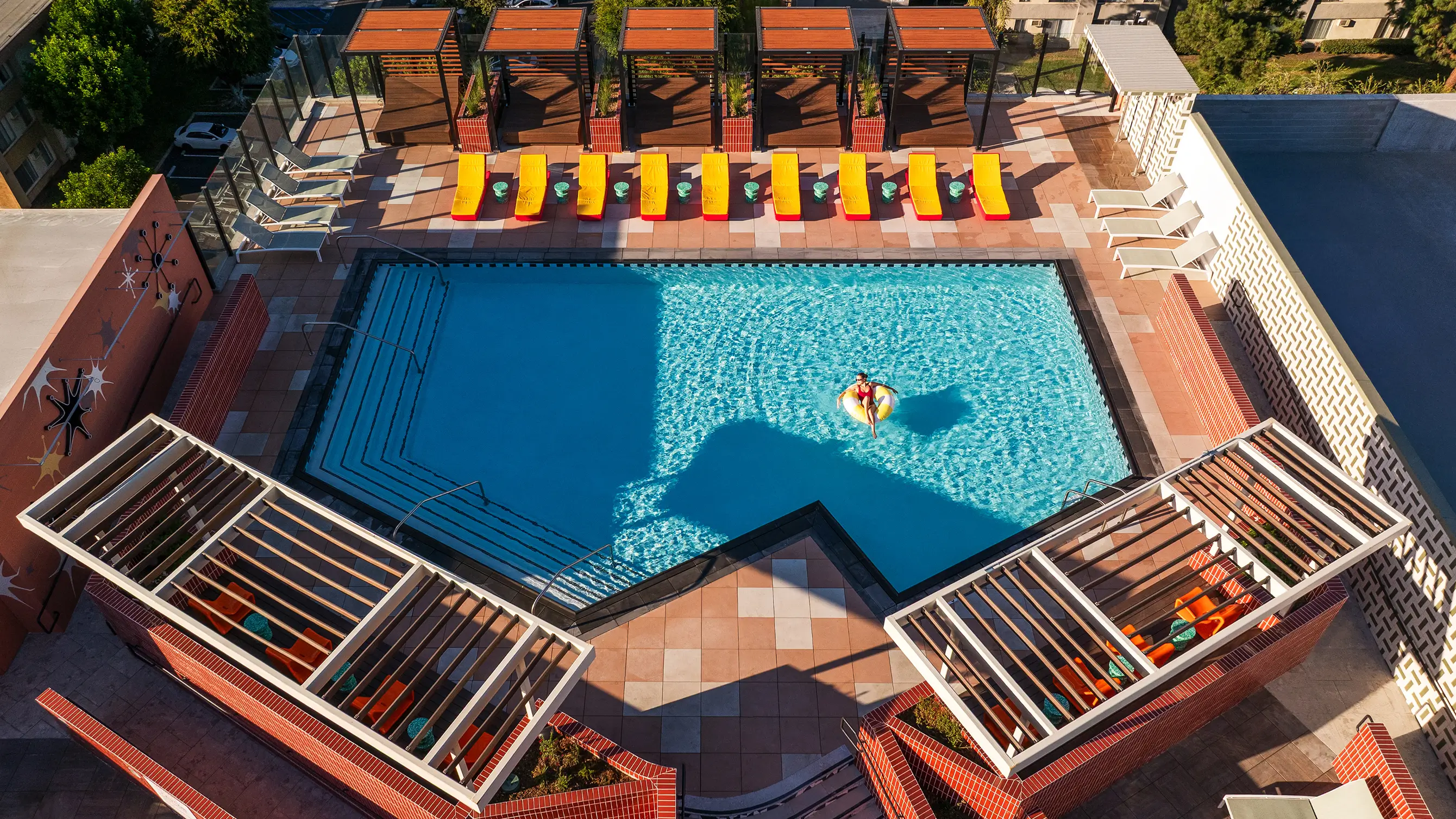 Resort style rooftop pool
